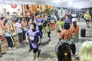 BIB: 
                            <button type="button" onclick="openModal(26305603)" class="btn btn-primary btn-sm float-right btn-popup" data-toggle="modal" data-target=".modal-high-quality">
                        <i class="fas fa-shopping-cart"></i> Add to Cart
                    </button>
                                            <button type="button" onclick="isThisMe(26305603, true)" class="btn btn-success btn-sm float-right btn-popup btn-isme hidden" data-toggle="tooltip" data-placement="bottom" title="นี่คือรูปของคุณใช่ไหม คลิกที่นี่เพื่อเอาเข้าอัลบั้ม">
                        <i class="fas fa-plus"></i> Add to album
                    </button>
                    <button type="button" onclick="isThisMe(26305603, false)" class="btn btn-warning btn-sm float-right btn-popup btn-isnotme hidden">
                        <i class="fas fa-ban"></i> Remove from album
                    </button>