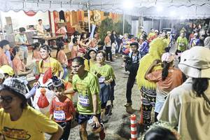 BIB: 
                            <button type="button" onclick="openModal(26305339)" class="btn btn-primary btn-sm float-right btn-popup" data-toggle="modal" data-target=".modal-high-quality">
                        <i class="fas fa-shopping-cart"></i> Add to Cart
                    </button>
                                            <button type="button" onclick="isThisMe(26305339, true)" class="btn btn-success btn-sm float-right btn-popup btn-isme hidden" data-toggle="tooltip" data-placement="bottom" title="นี่คือรูปของคุณใช่ไหม คลิกที่นี่เพื่อเอาเข้าอัลบั้ม">
                        <i class="fas fa-plus"></i> Add to album
                    </button>
                    <button type="button" onclick="isThisMe(26305339, false)" class="btn btn-warning btn-sm float-right btn-popup btn-isnotme hidden">
                        <i class="fas fa-ban"></i> Remove from album
                    </button>