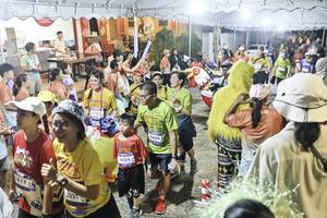 BIB: 
                            <button type="button" onclick="openModal(26305336)" class="btn btn-primary btn-sm float-right btn-popup" data-toggle="modal" data-target=".modal-high-quality">
                        <i class="fas fa-shopping-cart"></i> Add to Cart
                    </button>
                                            <button type="button" onclick="isThisMe(26305336, true)" class="btn btn-success btn-sm float-right btn-popup btn-isme hidden" data-toggle="tooltip" data-placement="bottom" title="นี่คือรูปของคุณใช่ไหม คลิกที่นี่เพื่อเอาเข้าอัลบั้ม">
                        <i class="fas fa-plus"></i> Add to album
                    </button>
                    <button type="button" onclick="isThisMe(26305336, false)" class="btn btn-warning btn-sm float-right btn-popup btn-isnotme hidden">
                        <i class="fas fa-ban"></i> Remove from album
                    </button>