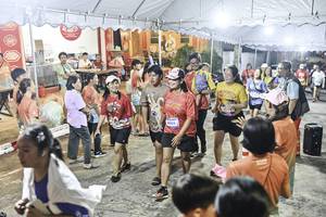 BIB: 
                            <button type="button" onclick="openModal(26305848)" class="btn btn-primary btn-sm float-right btn-popup" data-toggle="modal" data-target=".modal-high-quality">
                        <i class="fas fa-shopping-cart"></i> Add to Cart
                    </button>
                                            <button type="button" onclick="isThisMe(26305848, true)" class="btn btn-success btn-sm float-right btn-popup btn-isme hidden" data-toggle="tooltip" data-placement="bottom" title="นี่คือรูปของคุณใช่ไหม คลิกที่นี่เพื่อเอาเข้าอัลบั้ม">
                        <i class="fas fa-plus"></i> Add to album
                    </button>
                    <button type="button" onclick="isThisMe(26305848, false)" class="btn btn-warning btn-sm float-right btn-popup btn-isnotme hidden">
                        <i class="fas fa-ban"></i> Remove from album
                    </button>