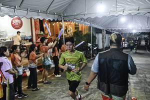 BIB: 
                            <button type="button" onclick="openModal(26304357)" class="btn btn-primary btn-sm float-right btn-popup" data-toggle="modal" data-target=".modal-high-quality">
                        <i class="fas fa-shopping-cart"></i> Add to Cart
                    </button>
                                            <button type="button" onclick="isThisMe(26304357, true)" class="btn btn-success btn-sm float-right btn-popup btn-isme hidden" data-toggle="tooltip" data-placement="bottom" title="นี่คือรูปของคุณใช่ไหม คลิกที่นี่เพื่อเอาเข้าอัลบั้ม">
                        <i class="fas fa-plus"></i> Add to album
                    </button>
                    <button type="button" onclick="isThisMe(26304357, false)" class="btn btn-warning btn-sm float-right btn-popup btn-isnotme hidden">
                        <i class="fas fa-ban"></i> Remove from album
                    </button>