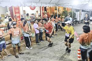 BIB: 
                            <button type="button" onclick="openModal(26305604)" class="btn btn-primary btn-sm float-right btn-popup" data-toggle="modal" data-target=".modal-high-quality">
                        <i class="fas fa-shopping-cart"></i> Add to Cart
                    </button>
                                            <button type="button" onclick="isThisMe(26305604, true)" class="btn btn-success btn-sm float-right btn-popup btn-isme hidden" data-toggle="tooltip" data-placement="bottom" title="นี่คือรูปของคุณใช่ไหม คลิกที่นี่เพื่อเอาเข้าอัลบั้ม">
                        <i class="fas fa-plus"></i> Add to album
                    </button>
                    <button type="button" onclick="isThisMe(26305604, false)" class="btn btn-warning btn-sm float-right btn-popup btn-isnotme hidden">
                        <i class="fas fa-ban"></i> Remove from album
                    </button>