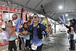 BIB: 
                            <button type="button" onclick="openModal(26303944)" class="btn btn-primary btn-sm float-right btn-popup" data-toggle="modal" data-target=".modal-high-quality">
                        <i class="fas fa-shopping-cart"></i> Add to Cart
                    </button>
                                            <button type="button" onclick="isThisMe(26303944, true)" class="btn btn-success btn-sm float-right btn-popup btn-isme hidden" data-toggle="tooltip" data-placement="bottom" title="นี่คือรูปของคุณใช่ไหม คลิกที่นี่เพื่อเอาเข้าอัลบั้ม">
                        <i class="fas fa-plus"></i> Add to album
                    </button>
                    <button type="button" onclick="isThisMe(26303944, false)" class="btn btn-warning btn-sm float-right btn-popup btn-isnotme hidden">
                        <i class="fas fa-ban"></i> Remove from album
                    </button>