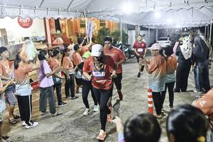 BIB: 
                            <button type="button" onclick="openModal(26304740)" class="btn btn-primary btn-sm float-right btn-popup" data-toggle="modal" data-target=".modal-high-quality">
                        <i class="fas fa-shopping-cart"></i> Add to Cart
                    </button>
                                            <button type="button" onclick="isThisMe(26304740, true)" class="btn btn-success btn-sm float-right btn-popup btn-isme hidden" data-toggle="tooltip" data-placement="bottom" title="นี่คือรูปของคุณใช่ไหม คลิกที่นี่เพื่อเอาเข้าอัลบั้ม">
                        <i class="fas fa-plus"></i> Add to album
                    </button>
                    <button type="button" onclick="isThisMe(26304740, false)" class="btn btn-warning btn-sm float-right btn-popup btn-isnotme hidden">
                        <i class="fas fa-ban"></i> Remove from album
                    </button>