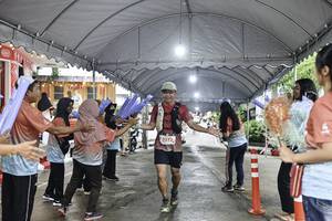 BIB: 
                            <button type="button" onclick="openModal(26304015)" class="btn btn-primary btn-sm float-right btn-popup" data-toggle="modal" data-target=".modal-high-quality">
                        <i class="fas fa-shopping-cart"></i> Add to Cart
                    </button>
                                            <button type="button" onclick="isThisMe(26304015, true)" class="btn btn-success btn-sm float-right btn-popup btn-isme hidden" data-toggle="tooltip" data-placement="bottom" title="นี่คือรูปของคุณใช่ไหม คลิกที่นี่เพื่อเอาเข้าอัลบั้ม">
                        <i class="fas fa-plus"></i> Add to album
                    </button>
                    <button type="button" onclick="isThisMe(26304015, false)" class="btn btn-warning btn-sm float-right btn-popup btn-isnotme hidden">
                        <i class="fas fa-ban"></i> Remove from album
                    </button>