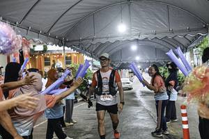 BIB: 
                            <button type="button" onclick="openModal(26304079)" class="btn btn-primary btn-sm float-right btn-popup" data-toggle="modal" data-target=".modal-high-quality">
                        <i class="fas fa-shopping-cart"></i> Add to Cart
                    </button>
                                            <button type="button" onclick="isThisMe(26304079, true)" class="btn btn-success btn-sm float-right btn-popup btn-isme hidden" data-toggle="tooltip" data-placement="bottom" title="นี่คือรูปของคุณใช่ไหม คลิกที่นี่เพื่อเอาเข้าอัลบั้ม">
                        <i class="fas fa-plus"></i> Add to album
                    </button>
                    <button type="button" onclick="isThisMe(26304079, false)" class="btn btn-warning btn-sm float-right btn-popup btn-isnotme hidden">
                        <i class="fas fa-ban"></i> Remove from album
                    </button>