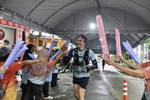 BIB: 
                            <button type="button" onclick="openModal(26303979)" class="btn btn-primary btn-sm float-right btn-popup" data-toggle="modal" data-target=".modal-high-quality">
                        <i class="fas fa-shopping-cart"></i> Add to Cart
                    </button>
                                            <button type="button" onclick="isThisMe(26303979, true)" class="btn btn-success btn-sm float-right btn-popup btn-isme hidden" data-toggle="tooltip" data-placement="bottom" title="นี่คือรูปของคุณใช่ไหม คลิกที่นี่เพื่อเอาเข้าอัลบั้ม">
                        <i class="fas fa-plus"></i> Add to album
                    </button>
                    <button type="button" onclick="isThisMe(26303979, false)" class="btn btn-warning btn-sm float-right btn-popup btn-isnotme hidden">
                        <i class="fas fa-ban"></i> Remove from album
                    </button>