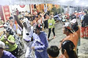 BIB: 
                            <button type="button" onclick="openModal(26305774)" class="btn btn-primary btn-sm float-right btn-popup" data-toggle="modal" data-target=".modal-high-quality">
                        <i class="fas fa-shopping-cart"></i> Add to Cart
                    </button>
                                            <button type="button" onclick="isThisMe(26305774, true)" class="btn btn-success btn-sm float-right btn-popup btn-isme hidden" data-toggle="tooltip" data-placement="bottom" title="นี่คือรูปของคุณใช่ไหม คลิกที่นี่เพื่อเอาเข้าอัลบั้ม">
                        <i class="fas fa-plus"></i> Add to album
                    </button>
                    <button type="button" onclick="isThisMe(26305774, false)" class="btn btn-warning btn-sm float-right btn-popup btn-isnotme hidden">
                        <i class="fas fa-ban"></i> Remove from album
                    </button>