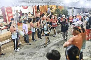 BIB: 
                            <button type="button" onclick="openModal(26305778)" class="btn btn-primary btn-sm float-right btn-popup" data-toggle="modal" data-target=".modal-high-quality">
                        <i class="fas fa-shopping-cart"></i> Add to Cart
                    </button>
                                            <button type="button" onclick="isThisMe(26305778, true)" class="btn btn-success btn-sm float-right btn-popup btn-isme hidden" data-toggle="tooltip" data-placement="bottom" title="นี่คือรูปของคุณใช่ไหม คลิกที่นี่เพื่อเอาเข้าอัลบั้ม">
                        <i class="fas fa-plus"></i> Add to album
                    </button>
                    <button type="button" onclick="isThisMe(26305778, false)" class="btn btn-warning btn-sm float-right btn-popup btn-isnotme hidden">
                        <i class="fas fa-ban"></i> Remove from album
                    </button>