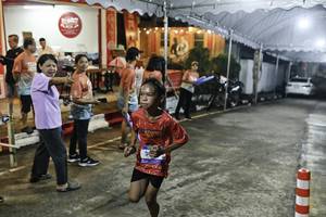 BIB: 
                            <button type="button" onclick="openModal(26304266)" class="btn btn-primary btn-sm float-right btn-popup" data-toggle="modal" data-target=".modal-high-quality">
                        <i class="fas fa-shopping-cart"></i> Add to Cart
                    </button>
                                            <button type="button" onclick="isThisMe(26304266, true)" class="btn btn-success btn-sm float-right btn-popup btn-isme hidden" data-toggle="tooltip" data-placement="bottom" title="นี่คือรูปของคุณใช่ไหม คลิกที่นี่เพื่อเอาเข้าอัลบั้ม">
                        <i class="fas fa-plus"></i> Add to album
                    </button>
                    <button type="button" onclick="isThisMe(26304266, false)" class="btn btn-warning btn-sm float-right btn-popup btn-isnotme hidden">
                        <i class="fas fa-ban"></i> Remove from album
                    </button>