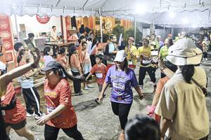 BIB: 
                            <button type="button" onclick="openModal(26305522)" class="btn btn-primary btn-sm float-right btn-popup" data-toggle="modal" data-target=".modal-high-quality">
                        <i class="fas fa-shopping-cart"></i> Add to Cart
                    </button>
                                            <button type="button" onclick="isThisMe(26305522, true)" class="btn btn-success btn-sm float-right btn-popup btn-isme hidden" data-toggle="tooltip" data-placement="bottom" title="นี่คือรูปของคุณใช่ไหม คลิกที่นี่เพื่อเอาเข้าอัลบั้ม">
                        <i class="fas fa-plus"></i> Add to album
                    </button>
                    <button type="button" onclick="isThisMe(26305522, false)" class="btn btn-warning btn-sm float-right btn-popup btn-isnotme hidden">
                        <i class="fas fa-ban"></i> Remove from album
                    </button>