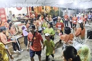 BIB: 
                            <button type="button" onclick="openModal(26305613)" class="btn btn-primary btn-sm float-right btn-popup" data-toggle="modal" data-target=".modal-high-quality">
                        <i class="fas fa-shopping-cart"></i> Add to Cart
                    </button>
                                            <button type="button" onclick="isThisMe(26305613, true)" class="btn btn-success btn-sm float-right btn-popup btn-isme hidden" data-toggle="tooltip" data-placement="bottom" title="นี่คือรูปของคุณใช่ไหม คลิกที่นี่เพื่อเอาเข้าอัลบั้ม">
                        <i class="fas fa-plus"></i> Add to album
                    </button>
                    <button type="button" onclick="isThisMe(26305613, false)" class="btn btn-warning btn-sm float-right btn-popup btn-isnotme hidden">
                        <i class="fas fa-ban"></i> Remove from album
                    </button>