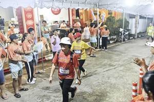 BIB: 
                            <button type="button" onclick="openModal(26306010)" class="btn btn-primary btn-sm float-right btn-popup" data-toggle="modal" data-target=".modal-high-quality">
                        <i class="fas fa-shopping-cart"></i> Add to Cart
                    </button>
                                            <button type="button" onclick="isThisMe(26306010, true)" class="btn btn-success btn-sm float-right btn-popup btn-isme hidden" data-toggle="tooltip" data-placement="bottom" title="นี่คือรูปของคุณใช่ไหม คลิกที่นี่เพื่อเอาเข้าอัลบั้ม">
                        <i class="fas fa-plus"></i> Add to album
                    </button>
                    <button type="button" onclick="isThisMe(26306010, false)" class="btn btn-warning btn-sm float-right btn-popup btn-isnotme hidden">
                        <i class="fas fa-ban"></i> Remove from album
                    </button>