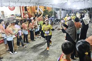 BIB: 
                            <button type="button" onclick="openModal(26304949)" class="btn btn-primary btn-sm float-right btn-popup" data-toggle="modal" data-target=".modal-high-quality">
                        <i class="fas fa-shopping-cart"></i> Add to Cart
                    </button>
                                            <button type="button" onclick="isThisMe(26304949, true)" class="btn btn-success btn-sm float-right btn-popup btn-isme hidden" data-toggle="tooltip" data-placement="bottom" title="นี่คือรูปของคุณใช่ไหม คลิกที่นี่เพื่อเอาเข้าอัลบั้ม">
                        <i class="fas fa-plus"></i> Add to album
                    </button>
                    <button type="button" onclick="isThisMe(26304949, false)" class="btn btn-warning btn-sm float-right btn-popup btn-isnotme hidden">
                        <i class="fas fa-ban"></i> Remove from album
                    </button>