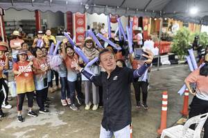 BIB: 
                            <button type="button" onclick="openModal(26304029)" class="btn btn-primary btn-sm float-right btn-popup" data-toggle="modal" data-target=".modal-high-quality">
                        <i class="fas fa-shopping-cart"></i> Add to Cart
                    </button>
                                            <button type="button" onclick="isThisMe(26304029, true)" class="btn btn-success btn-sm float-right btn-popup btn-isme hidden" data-toggle="tooltip" data-placement="bottom" title="นี่คือรูปของคุณใช่ไหม คลิกที่นี่เพื่อเอาเข้าอัลบั้ม">
                        <i class="fas fa-plus"></i> Add to album
                    </button>
                    <button type="button" onclick="isThisMe(26304029, false)" class="btn btn-warning btn-sm float-right btn-popup btn-isnotme hidden">
                        <i class="fas fa-ban"></i> Remove from album
                    </button>