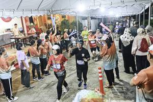 BIB: 
                            <button type="button" onclick="openModal(26305174)" class="btn btn-primary btn-sm float-right btn-popup" data-toggle="modal" data-target=".modal-high-quality">
                        <i class="fas fa-shopping-cart"></i> Add to Cart
                    </button>
                                            <button type="button" onclick="isThisMe(26305174, true)" class="btn btn-success btn-sm float-right btn-popup btn-isme hidden" data-toggle="tooltip" data-placement="bottom" title="นี่คือรูปของคุณใช่ไหม คลิกที่นี่เพื่อเอาเข้าอัลบั้ม">
                        <i class="fas fa-plus"></i> Add to album
                    </button>
                    <button type="button" onclick="isThisMe(26305174, false)" class="btn btn-warning btn-sm float-right btn-popup btn-isnotme hidden">
                        <i class="fas fa-ban"></i> Remove from album
                    </button>