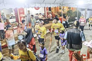 BIB: 
                            <button type="button" onclick="openModal(26306045)" class="btn btn-primary btn-sm float-right btn-popup" data-toggle="modal" data-target=".modal-high-quality">
                        <i class="fas fa-shopping-cart"></i> Add to Cart
                    </button>
                                            <button type="button" onclick="isThisMe(26306045, true)" class="btn btn-success btn-sm float-right btn-popup btn-isme hidden" data-toggle="tooltip" data-placement="bottom" title="นี่คือรูปของคุณใช่ไหม คลิกที่นี่เพื่อเอาเข้าอัลบั้ม">
                        <i class="fas fa-plus"></i> Add to album
                    </button>
                    <button type="button" onclick="isThisMe(26306045, false)" class="btn btn-warning btn-sm float-right btn-popup btn-isnotme hidden">
                        <i class="fas fa-ban"></i> Remove from album
                    </button>