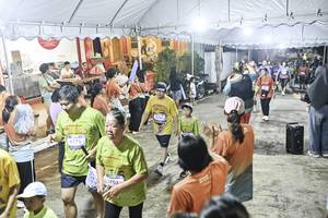 BIB: 
                            <button type="button" onclick="openModal(26305947)" class="btn btn-primary btn-sm float-right btn-popup" data-toggle="modal" data-target=".modal-high-quality">
                        <i class="fas fa-shopping-cart"></i> Add to Cart
                    </button>
                                            <button type="button" onclick="isThisMe(26305947, true)" class="btn btn-success btn-sm float-right btn-popup btn-isme hidden" data-toggle="tooltip" data-placement="bottom" title="นี่คือรูปของคุณใช่ไหม คลิกที่นี่เพื่อเอาเข้าอัลบั้ม">
                        <i class="fas fa-plus"></i> Add to album
                    </button>
                    <button type="button" onclick="isThisMe(26305947, false)" class="btn btn-warning btn-sm float-right btn-popup btn-isnotme hidden">
                        <i class="fas fa-ban"></i> Remove from album
                    </button>