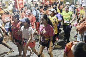 BIB: 
                            <button type="button" onclick="openModal(26305639)" class="btn btn-primary btn-sm float-right btn-popup" data-toggle="modal" data-target=".modal-high-quality">
                        <i class="fas fa-shopping-cart"></i> Add to Cart
                    </button>
                                            <button type="button" onclick="isThisMe(26305639, true)" class="btn btn-success btn-sm float-right btn-popup btn-isme hidden" data-toggle="tooltip" data-placement="bottom" title="นี่คือรูปของคุณใช่ไหม คลิกที่นี่เพื่อเอาเข้าอัลบั้ม">
                        <i class="fas fa-plus"></i> Add to album
                    </button>
                    <button type="button" onclick="isThisMe(26305639, false)" class="btn btn-warning btn-sm float-right btn-popup btn-isnotme hidden">
                        <i class="fas fa-ban"></i> Remove from album
                    </button>