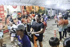 BIB: 
                            <button type="button" onclick="openModal(26305022)" class="btn btn-primary btn-sm float-right btn-popup" data-toggle="modal" data-target=".modal-high-quality">
                        <i class="fas fa-shopping-cart"></i> Add to Cart
                    </button>
                                            <button type="button" onclick="isThisMe(26305022, true)" class="btn btn-success btn-sm float-right btn-popup btn-isme hidden" data-toggle="tooltip" data-placement="bottom" title="นี่คือรูปของคุณใช่ไหม คลิกที่นี่เพื่อเอาเข้าอัลบั้ม">
                        <i class="fas fa-plus"></i> Add to album
                    </button>
                    <button type="button" onclick="isThisMe(26305022, false)" class="btn btn-warning btn-sm float-right btn-popup btn-isnotme hidden">
                        <i class="fas fa-ban"></i> Remove from album
                    </button>