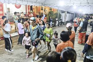 BIB: 
                            <button type="button" onclick="openModal(26305932)" class="btn btn-primary btn-sm float-right btn-popup" data-toggle="modal" data-target=".modal-high-quality">
                        <i class="fas fa-shopping-cart"></i> Add to Cart
                    </button>
                                            <button type="button" onclick="isThisMe(26305932, true)" class="btn btn-success btn-sm float-right btn-popup btn-isme hidden" data-toggle="tooltip" data-placement="bottom" title="นี่คือรูปของคุณใช่ไหม คลิกที่นี่เพื่อเอาเข้าอัลบั้ม">
                        <i class="fas fa-plus"></i> Add to album
                    </button>
                    <button type="button" onclick="isThisMe(26305932, false)" class="btn btn-warning btn-sm float-right btn-popup btn-isnotme hidden">
                        <i class="fas fa-ban"></i> Remove from album
                    </button>