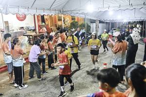 BIB: 
                            <button type="button" onclick="openModal(26304920)" class="btn btn-primary btn-sm float-right btn-popup" data-toggle="modal" data-target=".modal-high-quality">
                        <i class="fas fa-shopping-cart"></i> Add to Cart
                    </button>
                                            <button type="button" onclick="isThisMe(26304920, true)" class="btn btn-success btn-sm float-right btn-popup btn-isme hidden" data-toggle="tooltip" data-placement="bottom" title="นี่คือรูปของคุณใช่ไหม คลิกที่นี่เพื่อเอาเข้าอัลบั้ม">
                        <i class="fas fa-plus"></i> Add to album
                    </button>
                    <button type="button" onclick="isThisMe(26304920, false)" class="btn btn-warning btn-sm float-right btn-popup btn-isnotme hidden">
                        <i class="fas fa-ban"></i> Remove from album
                    </button>