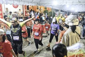 BIB: 
                            <button type="button" onclick="openModal(26305523)" class="btn btn-primary btn-sm float-right btn-popup" data-toggle="modal" data-target=".modal-high-quality">
                        <i class="fas fa-shopping-cart"></i> Add to Cart
                    </button>
                                            <button type="button" onclick="isThisMe(26305523, true)" class="btn btn-success btn-sm float-right btn-popup btn-isme hidden" data-toggle="tooltip" data-placement="bottom" title="นี่คือรูปของคุณใช่ไหม คลิกที่นี่เพื่อเอาเข้าอัลบั้ม">
                        <i class="fas fa-plus"></i> Add to album
                    </button>
                    <button type="button" onclick="isThisMe(26305523, false)" class="btn btn-warning btn-sm float-right btn-popup btn-isnotme hidden">
                        <i class="fas fa-ban"></i> Remove from album
                    </button>