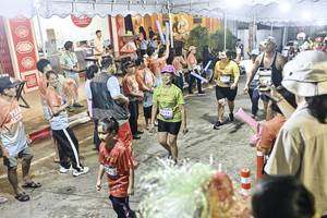 BIB: 
                            <button type="button" onclick="openModal(26305499)" class="btn btn-primary btn-sm float-right btn-popup" data-toggle="modal" data-target=".modal-high-quality">
                        <i class="fas fa-shopping-cart"></i> Add to Cart
                    </button>
                                            <button type="button" onclick="isThisMe(26305499, true)" class="btn btn-success btn-sm float-right btn-popup btn-isme hidden" data-toggle="tooltip" data-placement="bottom" title="นี่คือรูปของคุณใช่ไหม คลิกที่นี่เพื่อเอาเข้าอัลบั้ม">
                        <i class="fas fa-plus"></i> Add to album
                    </button>
                    <button type="button" onclick="isThisMe(26305499, false)" class="btn btn-warning btn-sm float-right btn-popup btn-isnotme hidden">
                        <i class="fas fa-ban"></i> Remove from album
                    </button>