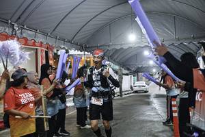 BIB: 
                            <button type="button" onclick="openModal(26304117)" class="btn btn-primary btn-sm float-right btn-popup" data-toggle="modal" data-target=".modal-high-quality">
                        <i class="fas fa-shopping-cart"></i> Add to Cart
                    </button>
                                            <button type="button" onclick="isThisMe(26304117, true)" class="btn btn-success btn-sm float-right btn-popup btn-isme hidden" data-toggle="tooltip" data-placement="bottom" title="นี่คือรูปของคุณใช่ไหม คลิกที่นี่เพื่อเอาเข้าอัลบั้ม">
                        <i class="fas fa-plus"></i> Add to album
                    </button>
                    <button type="button" onclick="isThisMe(26304117, false)" class="btn btn-warning btn-sm float-right btn-popup btn-isnotme hidden">
                        <i class="fas fa-ban"></i> Remove from album
                    </button>