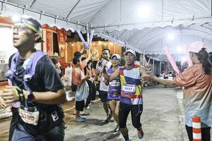 BIB: 
                            <button type="button" onclick="openModal(26304538)" class="btn btn-primary btn-sm float-right btn-popup" data-toggle="modal" data-target=".modal-high-quality">
                        <i class="fas fa-shopping-cart"></i> Add to Cart
                    </button>
                                            <button type="button" onclick="isThisMe(26304538, true)" class="btn btn-success btn-sm float-right btn-popup btn-isme hidden" data-toggle="tooltip" data-placement="bottom" title="นี่คือรูปของคุณใช่ไหม คลิกที่นี่เพื่อเอาเข้าอัลบั้ม">
                        <i class="fas fa-plus"></i> Add to album
                    </button>
                    <button type="button" onclick="isThisMe(26304538, false)" class="btn btn-warning btn-sm float-right btn-popup btn-isnotme hidden">
                        <i class="fas fa-ban"></i> Remove from album
                    </button>