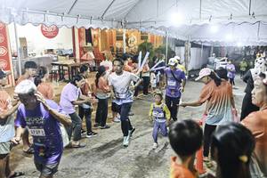 BIB: 
                            <button type="button" onclick="openModal(26304861)" class="btn btn-primary btn-sm float-right btn-popup" data-toggle="modal" data-target=".modal-high-quality">
                        <i class="fas fa-shopping-cart"></i> Add to Cart
                    </button>
                                            <button type="button" onclick="isThisMe(26304861, true)" class="btn btn-success btn-sm float-right btn-popup btn-isme hidden" data-toggle="tooltip" data-placement="bottom" title="นี่คือรูปของคุณใช่ไหม คลิกที่นี่เพื่อเอาเข้าอัลบั้ม">
                        <i class="fas fa-plus"></i> Add to album
                    </button>
                    <button type="button" onclick="isThisMe(26304861, false)" class="btn btn-warning btn-sm float-right btn-popup btn-isnotme hidden">
                        <i class="fas fa-ban"></i> Remove from album
                    </button>