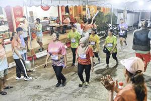 BIB: 
                            <button type="button" onclick="openModal(26306051)" class="btn btn-primary btn-sm float-right btn-popup" data-toggle="modal" data-target=".modal-high-quality">
                        <i class="fas fa-shopping-cart"></i> Add to Cart
                    </button>
                                            <button type="button" onclick="isThisMe(26306051, true)" class="btn btn-success btn-sm float-right btn-popup btn-isme hidden" data-toggle="tooltip" data-placement="bottom" title="นี่คือรูปของคุณใช่ไหม คลิกที่นี่เพื่อเอาเข้าอัลบั้ม">
                        <i class="fas fa-plus"></i> Add to album
                    </button>
                    <button type="button" onclick="isThisMe(26306051, false)" class="btn btn-warning btn-sm float-right btn-popup btn-isnotme hidden">
                        <i class="fas fa-ban"></i> Remove from album
                    </button>