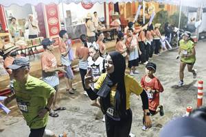 BIB: 
                            <button type="button" onclick="openModal(26305250)" class="btn btn-primary btn-sm float-right btn-popup" data-toggle="modal" data-target=".modal-high-quality">
                        <i class="fas fa-shopping-cart"></i> Add to Cart
                    </button>
                                            <button type="button" onclick="isThisMe(26305250, true)" class="btn btn-success btn-sm float-right btn-popup btn-isme hidden" data-toggle="tooltip" data-placement="bottom" title="นี่คือรูปของคุณใช่ไหม คลิกที่นี่เพื่อเอาเข้าอัลบั้ม">
                        <i class="fas fa-plus"></i> Add to album
                    </button>
                    <button type="button" onclick="isThisMe(26305250, false)" class="btn btn-warning btn-sm float-right btn-popup btn-isnotme hidden">
                        <i class="fas fa-ban"></i> Remove from album
                    </button>