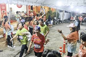 BIB: 
                            <button type="button" onclick="openModal(26305840)" class="btn btn-primary btn-sm float-right btn-popup" data-toggle="modal" data-target=".modal-high-quality">
                        <i class="fas fa-shopping-cart"></i> Add to Cart
                    </button>
                                            <button type="button" onclick="isThisMe(26305840, true)" class="btn btn-success btn-sm float-right btn-popup btn-isme hidden" data-toggle="tooltip" data-placement="bottom" title="นี่คือรูปของคุณใช่ไหม คลิกที่นี่เพื่อเอาเข้าอัลบั้ม">
                        <i class="fas fa-plus"></i> Add to album
                    </button>
                    <button type="button" onclick="isThisMe(26305840, false)" class="btn btn-warning btn-sm float-right btn-popup btn-isnotme hidden">
                        <i class="fas fa-ban"></i> Remove from album
                    </button>