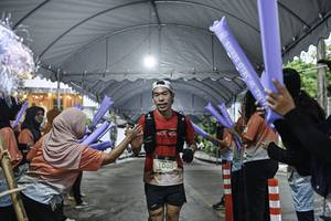 BIB: 
                            <button type="button" onclick="openModal(26304126)" class="btn btn-primary btn-sm float-right btn-popup" data-toggle="modal" data-target=".modal-high-quality">
                        <i class="fas fa-shopping-cart"></i> Add to Cart
                    </button>
                                            <button type="button" onclick="isThisMe(26304126, true)" class="btn btn-success btn-sm float-right btn-popup btn-isme hidden" data-toggle="tooltip" data-placement="bottom" title="นี่คือรูปของคุณใช่ไหม คลิกที่นี่เพื่อเอาเข้าอัลบั้ม">
                        <i class="fas fa-plus"></i> Add to album
                    </button>
                    <button type="button" onclick="isThisMe(26304126, false)" class="btn btn-warning btn-sm float-right btn-popup btn-isnotme hidden">
                        <i class="fas fa-ban"></i> Remove from album
                    </button>