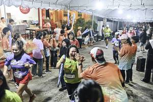 BIB: 
                            <button type="button" onclick="openModal(26305078)" class="btn btn-primary btn-sm float-right btn-popup" data-toggle="modal" data-target=".modal-high-quality">
                        <i class="fas fa-shopping-cart"></i> Add to Cart
                    </button>
                                            <button type="button" onclick="isThisMe(26305078, true)" class="btn btn-success btn-sm float-right btn-popup btn-isme hidden" data-toggle="tooltip" data-placement="bottom" title="นี่คือรูปของคุณใช่ไหม คลิกที่นี่เพื่อเอาเข้าอัลบั้ม">
                        <i class="fas fa-plus"></i> Add to album
                    </button>
                    <button type="button" onclick="isThisMe(26305078, false)" class="btn btn-warning btn-sm float-right btn-popup btn-isnotme hidden">
                        <i class="fas fa-ban"></i> Remove from album
                    </button>