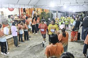 BIB: 
                            <button type="button" onclick="openModal(26305935)" class="btn btn-primary btn-sm float-right btn-popup" data-toggle="modal" data-target=".modal-high-quality">
                        <i class="fas fa-shopping-cart"></i> Add to Cart
                    </button>
                                            <button type="button" onclick="isThisMe(26305935, true)" class="btn btn-success btn-sm float-right btn-popup btn-isme hidden" data-toggle="tooltip" data-placement="bottom" title="นี่คือรูปของคุณใช่ไหม คลิกที่นี่เพื่อเอาเข้าอัลบั้ม">
                        <i class="fas fa-plus"></i> Add to album
                    </button>
                    <button type="button" onclick="isThisMe(26305935, false)" class="btn btn-warning btn-sm float-right btn-popup btn-isnotme hidden">
                        <i class="fas fa-ban"></i> Remove from album
                    </button>