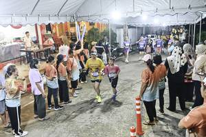 BIB: 
                            <button type="button" onclick="openModal(26305183)" class="btn btn-primary btn-sm float-right btn-popup" data-toggle="modal" data-target=".modal-high-quality">
                        <i class="fas fa-shopping-cart"></i> Add to Cart
                    </button>
                                            <button type="button" onclick="isThisMe(26305183, true)" class="btn btn-success btn-sm float-right btn-popup btn-isme hidden" data-toggle="tooltip" data-placement="bottom" title="นี่คือรูปของคุณใช่ไหม คลิกที่นี่เพื่อเอาเข้าอัลบั้ม">
                        <i class="fas fa-plus"></i> Add to album
                    </button>
                    <button type="button" onclick="isThisMe(26305183, false)" class="btn btn-warning btn-sm float-right btn-popup btn-isnotme hidden">
                        <i class="fas fa-ban"></i> Remove from album
                    </button>