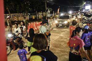 BIB: 
                            <button type="button" onclick="openModal(26306001)" class="btn btn-primary btn-sm float-right btn-popup" data-toggle="modal" data-target=".modal-high-quality">
                        <i class="fas fa-shopping-cart"></i> Add to Cart
                    </button>
                                            <button type="button" onclick="isThisMe(26306001, true)" class="btn btn-success btn-sm float-right btn-popup btn-isme hidden" data-toggle="tooltip" data-placement="bottom" title="นี่คือรูปของคุณใช่ไหม คลิกที่นี่เพื่อเอาเข้าอัลบั้ม">
                        <i class="fas fa-plus"></i> Add to album
                    </button>
                    <button type="button" onclick="isThisMe(26306001, false)" class="btn btn-warning btn-sm float-right btn-popup btn-isnotme hidden">
                        <i class="fas fa-ban"></i> Remove from album
                    </button>