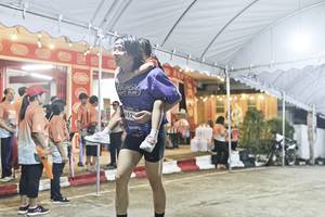 BIB: 
                            <button type="button" onclick="openModal(26306131)" class="btn btn-primary btn-sm float-right btn-popup" data-toggle="modal" data-target=".modal-high-quality">
                        <i class="fas fa-shopping-cart"></i> Add to Cart
                    </button>
                                            <button type="button" onclick="isThisMe(26306131, true)" class="btn btn-success btn-sm float-right btn-popup btn-isme hidden" data-toggle="tooltip" data-placement="bottom" title="นี่คือรูปของคุณใช่ไหม คลิกที่นี่เพื่อเอาเข้าอัลบั้ม">
                        <i class="fas fa-plus"></i> Add to album
                    </button>
                    <button type="button" onclick="isThisMe(26306131, false)" class="btn btn-warning btn-sm float-right btn-popup btn-isnotme hidden">
                        <i class="fas fa-ban"></i> Remove from album
                    </button>