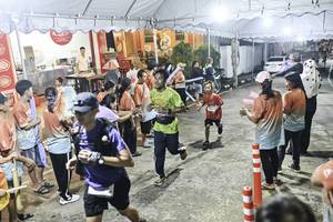 BIB: 
                            <button type="button" onclick="openModal(26304693)" class="btn btn-primary btn-sm float-right btn-popup" data-toggle="modal" data-target=".modal-high-quality">
                        <i class="fas fa-shopping-cart"></i> Add to Cart
                    </button>
                                            <button type="button" onclick="isThisMe(26304693, true)" class="btn btn-success btn-sm float-right btn-popup btn-isme hidden" data-toggle="tooltip" data-placement="bottom" title="นี่คือรูปของคุณใช่ไหม คลิกที่นี่เพื่อเอาเข้าอัลบั้ม">
                        <i class="fas fa-plus"></i> Add to album
                    </button>
                    <button type="button" onclick="isThisMe(26304693, false)" class="btn btn-warning btn-sm float-right btn-popup btn-isnotme hidden">
                        <i class="fas fa-ban"></i> Remove from album
                    </button>