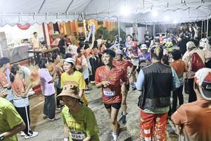 BIB: 
                            <button type="button" onclick="openModal(26305138)" class="btn btn-primary btn-sm float-right btn-popup" data-toggle="modal" data-target=".modal-high-quality">
                        <i class="fas fa-shopping-cart"></i> Add to Cart
                    </button>
                                            <button type="button" onclick="isThisMe(26305138, true)" class="btn btn-success btn-sm float-right btn-popup btn-isme hidden" data-toggle="tooltip" data-placement="bottom" title="นี่คือรูปของคุณใช่ไหม คลิกที่นี่เพื่อเอาเข้าอัลบั้ม">
                        <i class="fas fa-plus"></i> Add to album
                    </button>
                    <button type="button" onclick="isThisMe(26305138, false)" class="btn btn-warning btn-sm float-right btn-popup btn-isnotme hidden">
                        <i class="fas fa-ban"></i> Remove from album
                    </button>