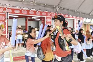 BIB: 
                            <button type="button" onclick="openModal(26303869)" class="btn btn-primary btn-sm float-right btn-popup" data-toggle="modal" data-target=".modal-high-quality">
                        <i class="fas fa-shopping-cart"></i> Add to Cart
                    </button>
                                            <button type="button" onclick="isThisMe(26303869, true)" class="btn btn-success btn-sm float-right btn-popup btn-isme hidden" data-toggle="tooltip" data-placement="bottom" title="นี่คือรูปของคุณใช่ไหม คลิกที่นี่เพื่อเอาเข้าอัลบั้ม">
                        <i class="fas fa-plus"></i> Add to album
                    </button>
                    <button type="button" onclick="isThisMe(26303869, false)" class="btn btn-warning btn-sm float-right btn-popup btn-isnotme hidden">
                        <i class="fas fa-ban"></i> Remove from album
                    </button>