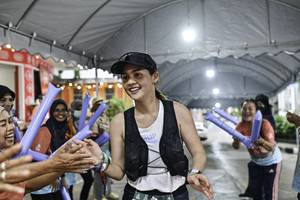 BIB: 
                            <button type="button" onclick="openModal(26304073)" class="btn btn-primary btn-sm float-right btn-popup" data-toggle="modal" data-target=".modal-high-quality">
                        <i class="fas fa-shopping-cart"></i> Add to Cart
                    </button>
                                            <button type="button" onclick="isThisMe(26304073, true)" class="btn btn-success btn-sm float-right btn-popup btn-isme hidden" data-toggle="tooltip" data-placement="bottom" title="นี่คือรูปของคุณใช่ไหม คลิกที่นี่เพื่อเอาเข้าอัลบั้ม">
                        <i class="fas fa-plus"></i> Add to album
                    </button>
                    <button type="button" onclick="isThisMe(26304073, false)" class="btn btn-warning btn-sm float-right btn-popup btn-isnotme hidden">
                        <i class="fas fa-ban"></i> Remove from album
                    </button>