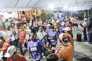 BIB: 
                            <button type="button" onclick="openModal(26305713)" class="btn btn-primary btn-sm float-right btn-popup" data-toggle="modal" data-target=".modal-high-quality">
                        <i class="fas fa-shopping-cart"></i> Add to Cart
                    </button>
                                            <button type="button" onclick="isThisMe(26305713, true)" class="btn btn-success btn-sm float-right btn-popup btn-isme hidden" data-toggle="tooltip" data-placement="bottom" title="นี่คือรูปของคุณใช่ไหม คลิกที่นี่เพื่อเอาเข้าอัลบั้ม">
                        <i class="fas fa-plus"></i> Add to album
                    </button>
                    <button type="button" onclick="isThisMe(26305713, false)" class="btn btn-warning btn-sm float-right btn-popup btn-isnotme hidden">
                        <i class="fas fa-ban"></i> Remove from album
                    </button>