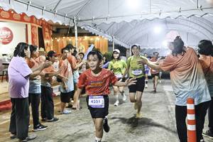 BIB: 
                            <button type="button" onclick="openModal(26304496)" class="btn btn-primary btn-sm float-right btn-popup" data-toggle="modal" data-target=".modal-high-quality">
                        <i class="fas fa-shopping-cart"></i> Add to Cart
                    </button>
                                            <button type="button" onclick="isThisMe(26304496, true)" class="btn btn-success btn-sm float-right btn-popup btn-isme hidden" data-toggle="tooltip" data-placement="bottom" title="นี่คือรูปของคุณใช่ไหม คลิกที่นี่เพื่อเอาเข้าอัลบั้ม">
                        <i class="fas fa-plus"></i> Add to album
                    </button>
                    <button type="button" onclick="isThisMe(26304496, false)" class="btn btn-warning btn-sm float-right btn-popup btn-isnotme hidden">
                        <i class="fas fa-ban"></i> Remove from album
                    </button>