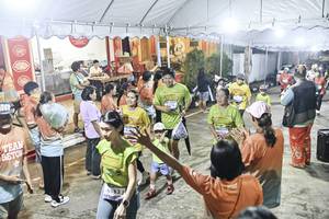 BIB: 
                            <button type="button" onclick="openModal(26305941)" class="btn btn-primary btn-sm float-right btn-popup" data-toggle="modal" data-target=".modal-high-quality">
                        <i class="fas fa-shopping-cart"></i> Add to Cart
                    </button>
                                            <button type="button" onclick="isThisMe(26305941, true)" class="btn btn-success btn-sm float-right btn-popup btn-isme hidden" data-toggle="tooltip" data-placement="bottom" title="นี่คือรูปของคุณใช่ไหม คลิกที่นี่เพื่อเอาเข้าอัลบั้ม">
                        <i class="fas fa-plus"></i> Add to album
                    </button>
                    <button type="button" onclick="isThisMe(26305941, false)" class="btn btn-warning btn-sm float-right btn-popup btn-isnotme hidden">
                        <i class="fas fa-ban"></i> Remove from album
                    </button>