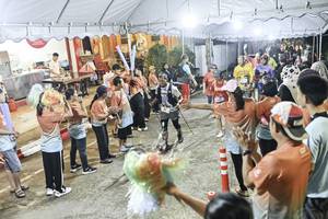 BIB: 
                            <button type="button" onclick="openModal(26305275)" class="btn btn-primary btn-sm float-right btn-popup" data-toggle="modal" data-target=".modal-high-quality">
                        <i class="fas fa-shopping-cart"></i> Add to Cart
                    </button>
                                            <button type="button" onclick="isThisMe(26305275, true)" class="btn btn-success btn-sm float-right btn-popup btn-isme hidden" data-toggle="tooltip" data-placement="bottom" title="นี่คือรูปของคุณใช่ไหม คลิกที่นี่เพื่อเอาเข้าอัลบั้ม">
                        <i class="fas fa-plus"></i> Add to album
                    </button>
                    <button type="button" onclick="isThisMe(26305275, false)" class="btn btn-warning btn-sm float-right btn-popup btn-isnotme hidden">
                        <i class="fas fa-ban"></i> Remove from album
                    </button>