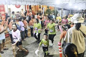 BIB: 
                            <button type="button" onclick="openModal(26305569)" class="btn btn-primary btn-sm float-right btn-popup" data-toggle="modal" data-target=".modal-high-quality">
                        <i class="fas fa-shopping-cart"></i> Add to Cart
                    </button>
                                            <button type="button" onclick="isThisMe(26305569, true)" class="btn btn-success btn-sm float-right btn-popup btn-isme hidden" data-toggle="tooltip" data-placement="bottom" title="นี่คือรูปของคุณใช่ไหม คลิกที่นี่เพื่อเอาเข้าอัลบั้ม">
                        <i class="fas fa-plus"></i> Add to album
                    </button>
                    <button type="button" onclick="isThisMe(26305569, false)" class="btn btn-warning btn-sm float-right btn-popup btn-isnotme hidden">
                        <i class="fas fa-ban"></i> Remove from album
                    </button>