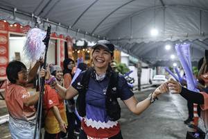 BIB: 
                            <button type="button" onclick="openModal(26304130)" class="btn btn-primary btn-sm float-right btn-popup" data-toggle="modal" data-target=".modal-high-quality">
                        <i class="fas fa-shopping-cart"></i> Add to Cart
                    </button>
                                            <button type="button" onclick="isThisMe(26304130, true)" class="btn btn-success btn-sm float-right btn-popup btn-isme hidden" data-toggle="tooltip" data-placement="bottom" title="นี่คือรูปของคุณใช่ไหม คลิกที่นี่เพื่อเอาเข้าอัลบั้ม">
                        <i class="fas fa-plus"></i> Add to album
                    </button>
                    <button type="button" onclick="isThisMe(26304130, false)" class="btn btn-warning btn-sm float-right btn-popup btn-isnotme hidden">
                        <i class="fas fa-ban"></i> Remove from album
                    </button>